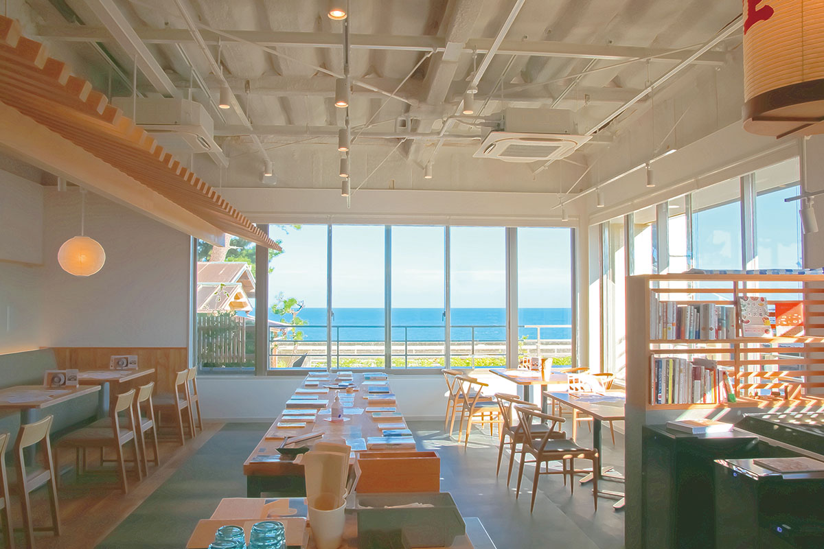 海が見えるカフェレストラン2025.5.2 - ミスモ箱根net